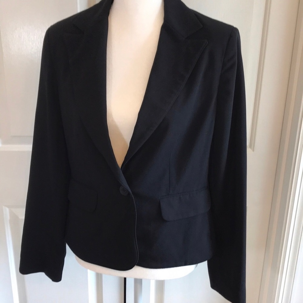 Nine and Company Black Blazer Size 8